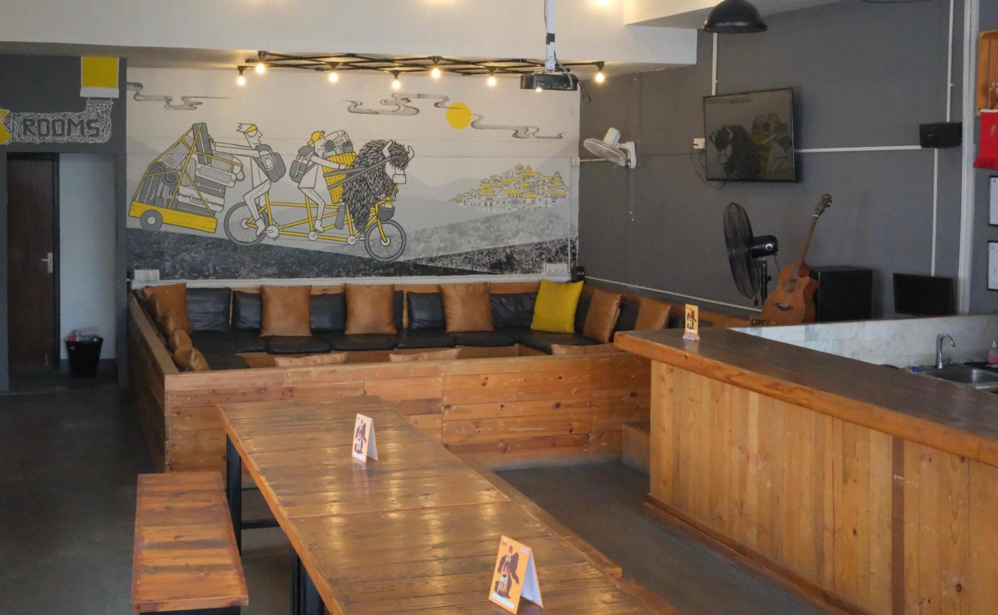 Yakety Yak Hostel Kathmandu Exteriör bild